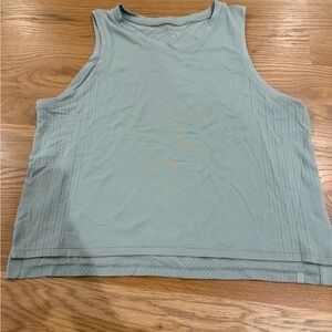 Athleta waist length tank Medium